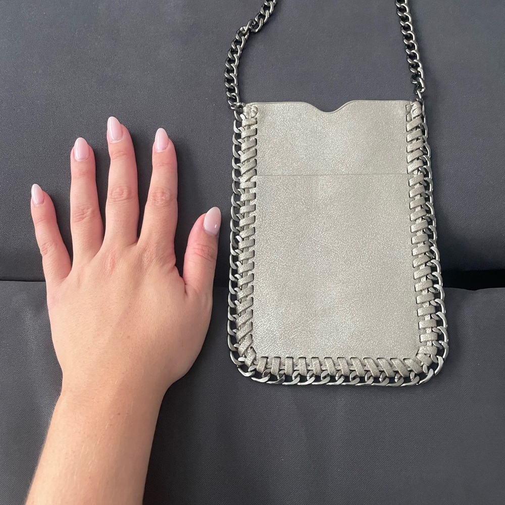 Silver crossbody! - Picture 6 of 10